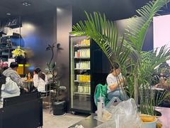 -W COLLECTIVE  DESSERT SHOP