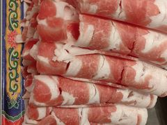 羔羊肉卷-侃爷南门铜锅涮肉