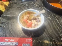 手工红糖冰粉-热火朝天鲜切牛肉火锅(南强街巷店)