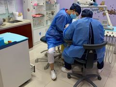 -瑞尔齿科(颐堤港诊所)