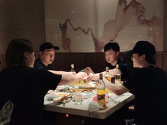 -海底捞火锅鲜切牛肉主题店(长寿路店)