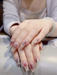 -桃色美甲沙龙