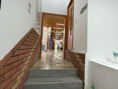 -茂菊口腔连锁(浦东南路店)