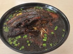 -小龙大肉面馆