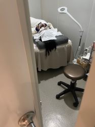 -苑苑vbeauty科技美容SPA