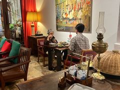 -Cuc Gach Quan Restaurant