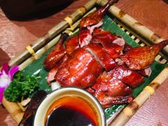 脆皮小刀鸭-老滇山寨•云南特色菜•地方菜•民族风情歌舞表演(金碧店)