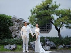 -雪中彩影婚纱摄影·微光艺术中心