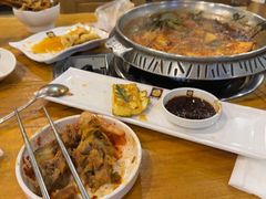 -喇喇排骨火锅·传统韩式脊骨汤(望京西园总店)