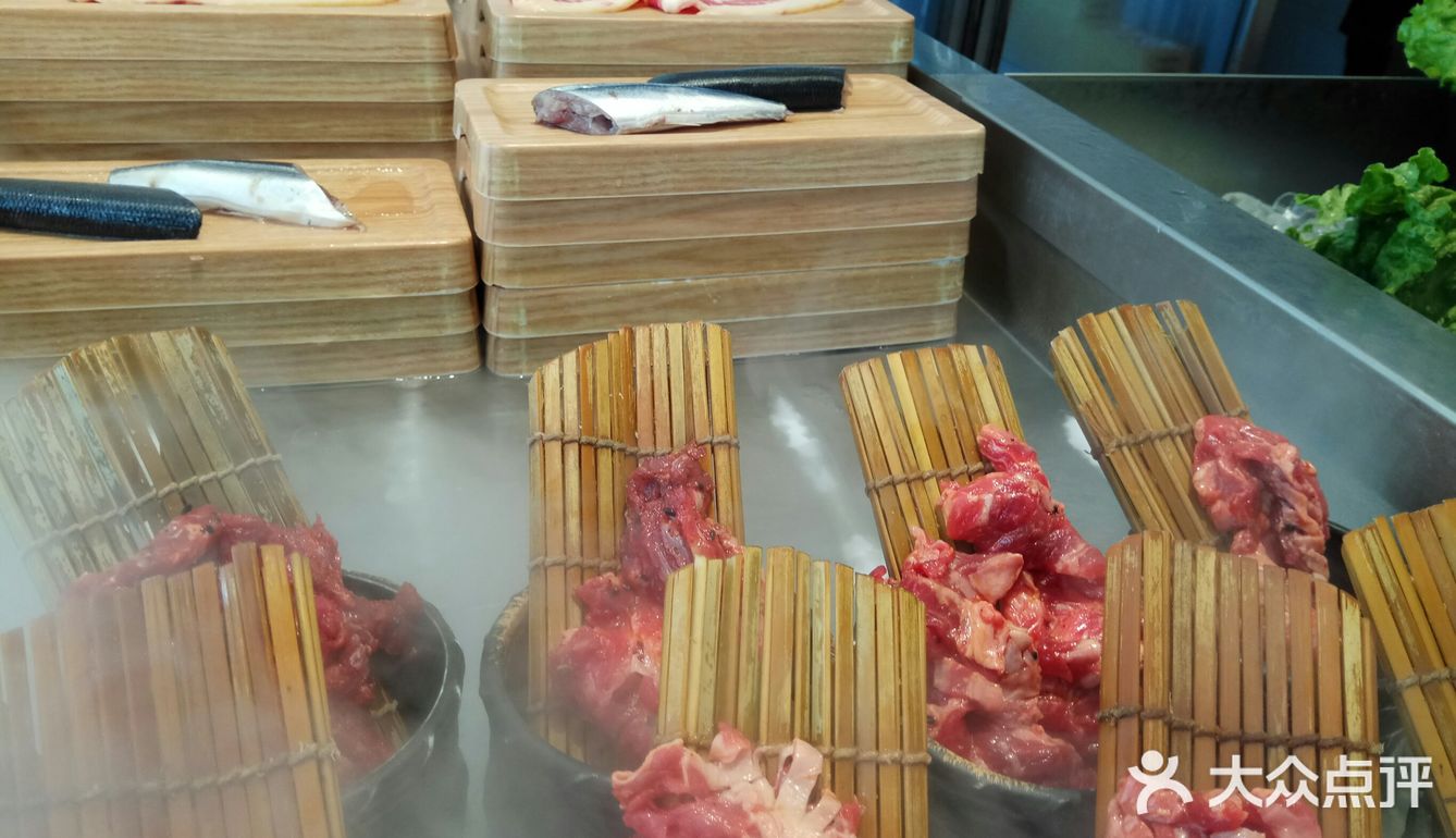 99块的自助烤肉也太香了，在魔都的市中心