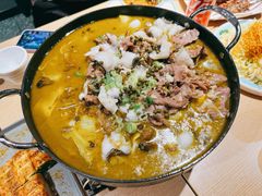 -街角等你.大连海鲜烧烤.经典铁板海鲜串(西安路店)