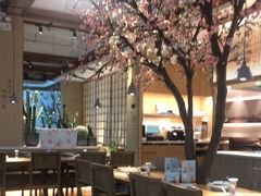 -蜜桃餐厅·伴山(湖滨商业街店)