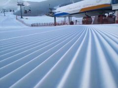 -中旅松花湖滑雪场
