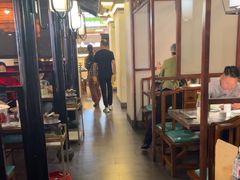 -卢大鲜鱼头捞饭(美利广场店)