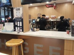 -霸王茶姬(南强街店)