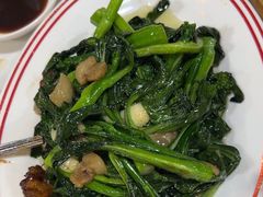 -明本湛江鸡•海鲜小厨(陈家祠店)