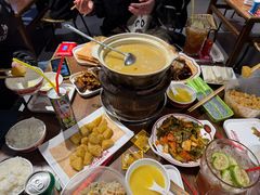 -阿润打边炉·鲜切鸡煲(华漕店)