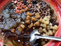 -爆炸头阿姨小四川正宗川味小吃(无任何分店)