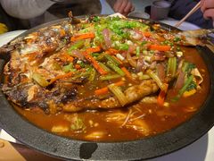 酱香味烤鱼-鸣记脆皮烤鱼·海鲜烤鱼(三八广场店)