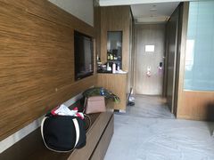 -上海滴水湖皇冠假日酒店