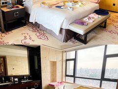 -中山利和希尔顿酒店