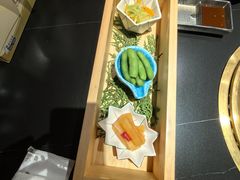 -山川小町·极番烧肉(新地假日广场店)