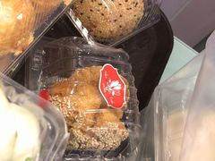 -白玉兰食品(汇联商厦店)
