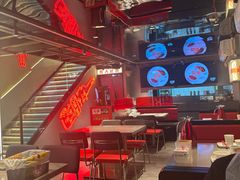 -龙巢盱眙龙虾·牛蛙·烧烤宵夜(八卦岭店)