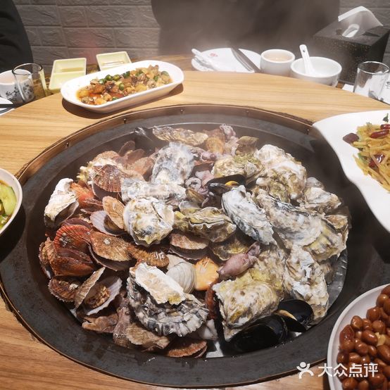 胶东一锅鲜(泰安总店)