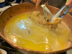 -鲜入围煮花胶鸡海鲜火锅