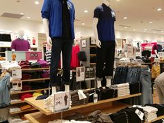 -优衣库(东莞汇一城店)