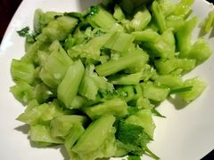 裸拍前男友（削皮拌黄瓜）-橦橦小马扎烧烤 (传媒大学店)