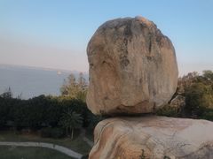 -东山风动石景区