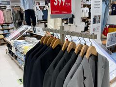 -优衣库(上海金桥国际商业广场店)