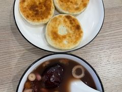 -爱的果实月嫂育婴师(世纪东方店)