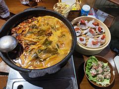 -黔有有贵州酸汤夺夺粉火锅(五味十字店)