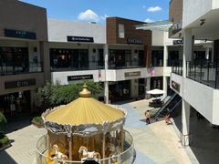 -宁波杉井奥特莱斯广场