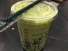 -星巴克(上海虹桥新天地二店)