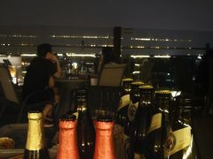-顽啤熊·酒客酒馆(苏城夜景必选店)