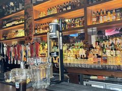 -鲨鱼美式餐厅酒吧Sharky