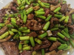 -余杨鸭鸭餐厅