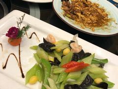 -穆隆斋清真大饭店(串窑街店)