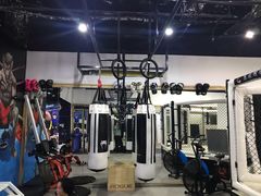 -成杰格斗·拳击·柔术·防身术(建设路店)