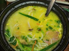 云南过桥米线-云海肴云南菜(曲江大悦城店)