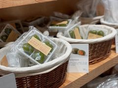 -七鲜超市(瑞虹天地太阳宫店)