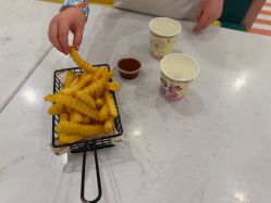 -meland club亲子乐园(北京芳圆里ID MALL店)
