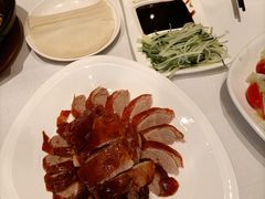 新雅片皮鸭-新雅粤菜馆(南京东路店)