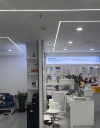 -蕾特恩专业祛痘