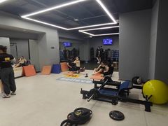 -超鹿运动(五四路恒力城店)