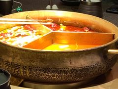 黄金奔驰锅-湊湊火锅·茶憩(和平大悦城店)